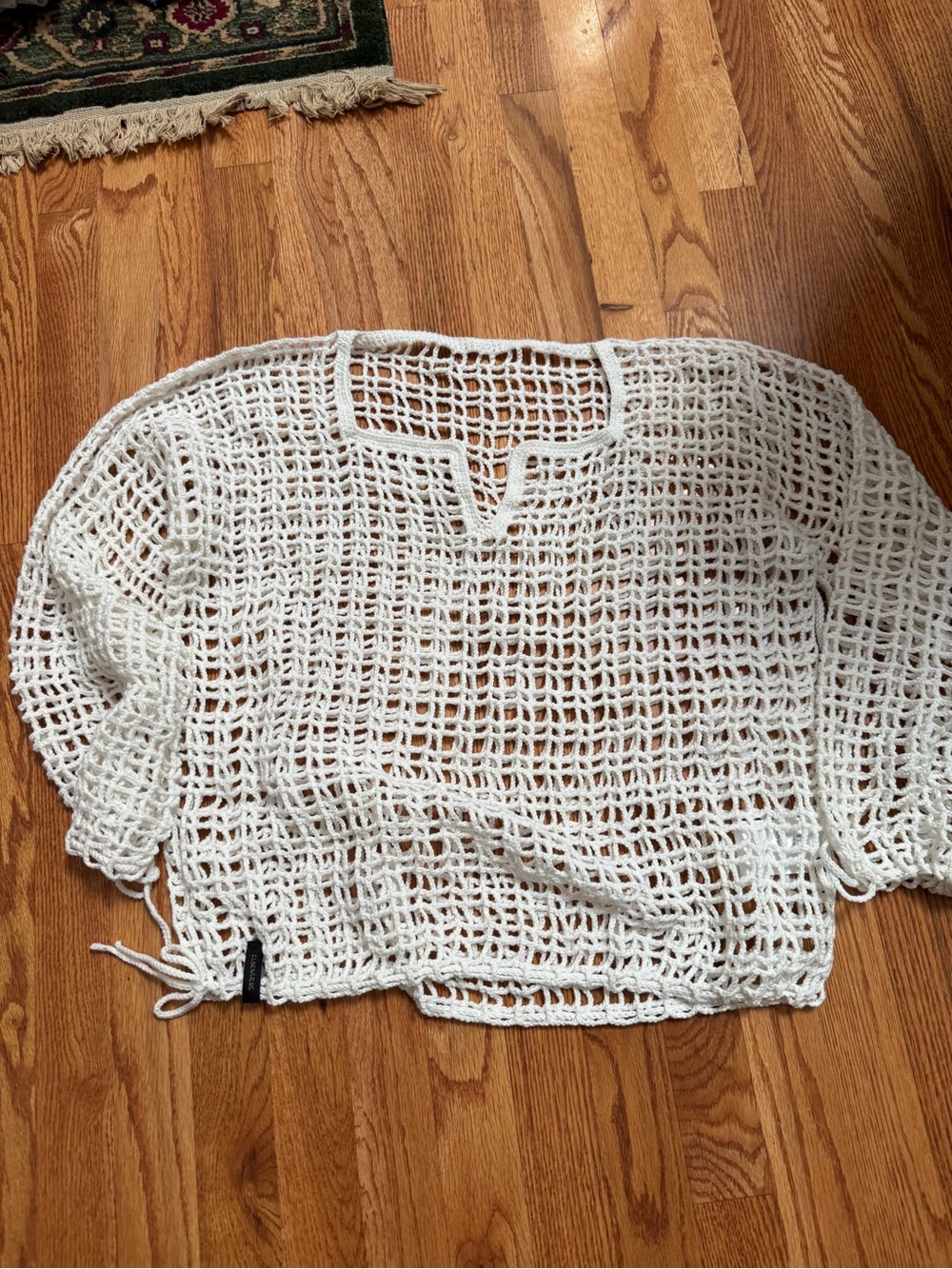 2/$8 SHIRTS 👚 SALE | ELSEWHERE White Open-Knit Crochet Top